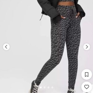 Aerie Offline Gray Leopard Print Leggings